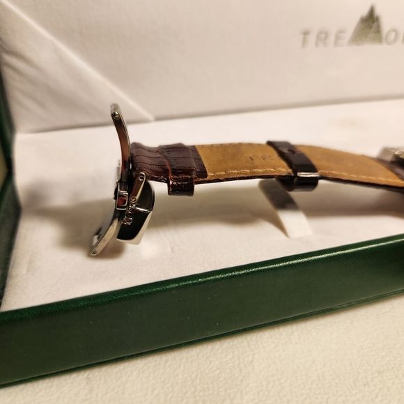 Tremont Mens Watch - Picture 7 of 11